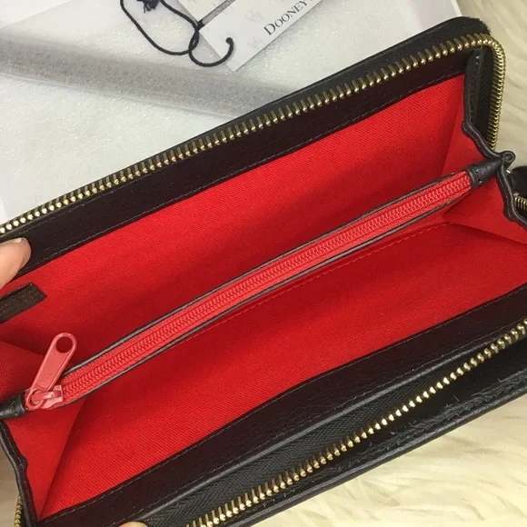 Dooney pebble leather wristlet wallet large organizer - Picture 7 of 9